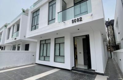 5 BEDROOM FULLY DETACHED DUPLEX