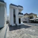 LUXURY 5 BEDROOM FULLY DETACHED DUPLEX
